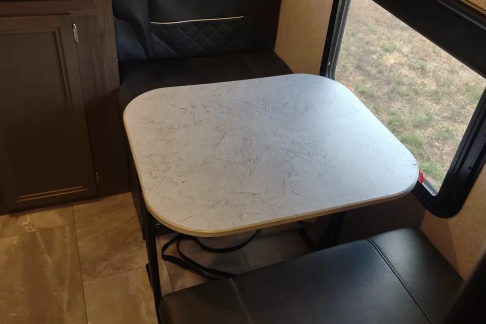 Dutchmen Kodiak SE 28SBH Travel Trailer