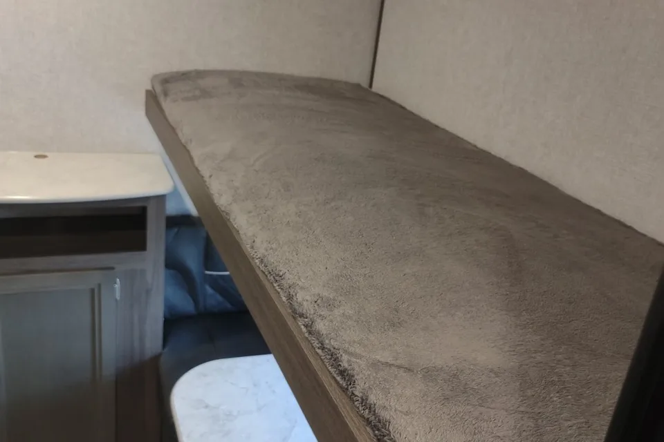 Dutchmen Kodiak SE 28SBH Travel Trailer