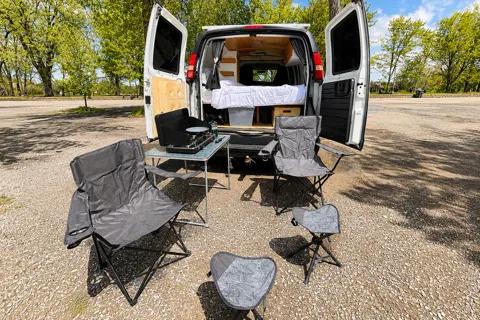 Van tout équipé 1 à 2 pers. aménagé prêt pour l’aventure 🌲🚐