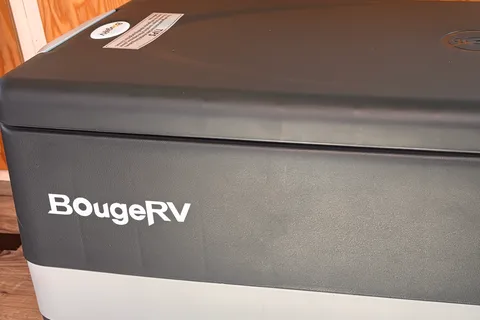Van tout équipé 1 à 2 pers. aménagé prêt pour l’aventure 🌲🚐