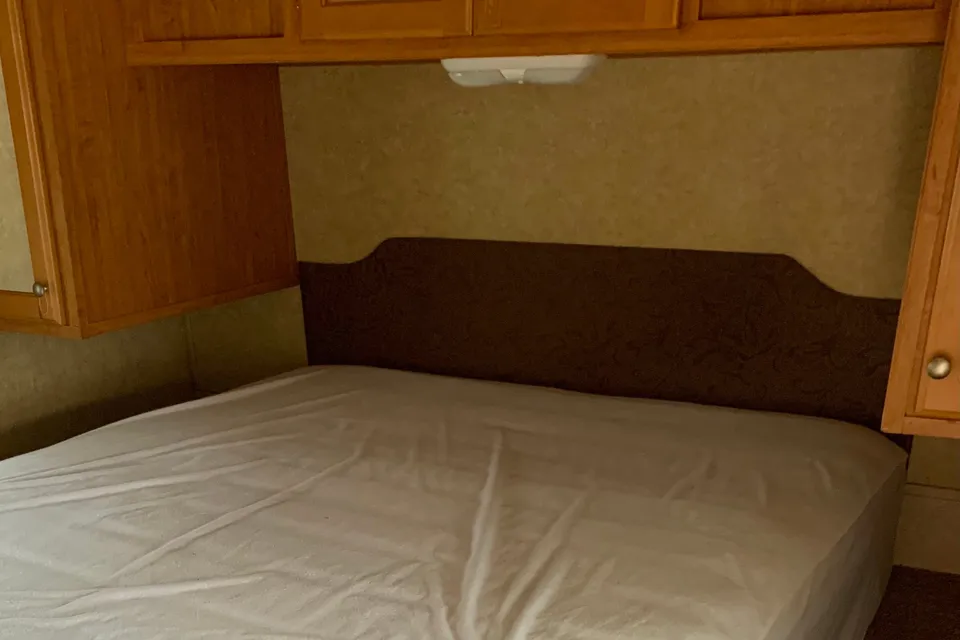 Roomy Wildcat Bunkhouse
