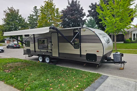 Greg's Forest River Grey Wolf 26 DJSE