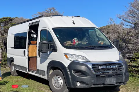 Gigi ...Dodge promaster 2500 Campervan