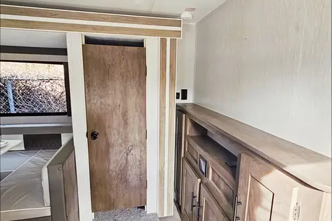 Laura's Family friendly bunkhouse Trailer