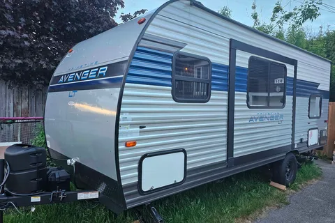 Prime Time 22' travel trailer suv towable