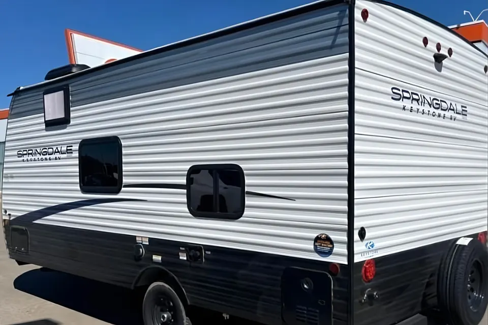 R3RV Keystone mini Travel Trailer