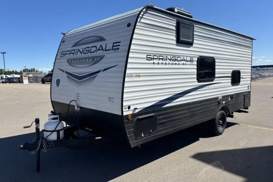 R3RV Keystone mini Travel Trailer
