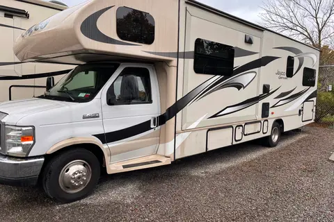 Nature Time - Jayco Greyhawk Class C Bunkhouse