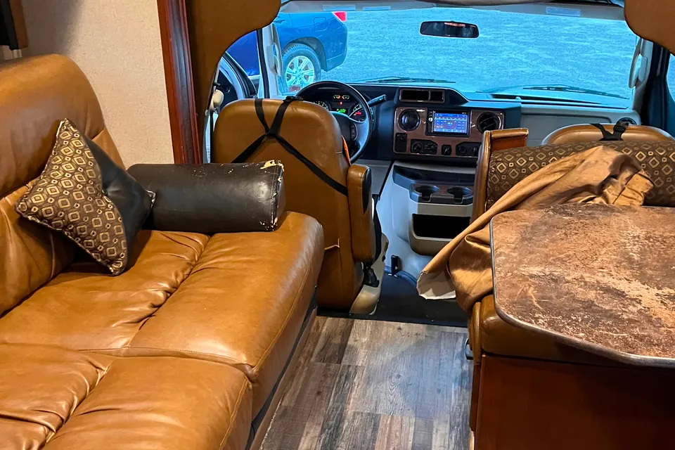 Nature Time - Jayco Greyhawk Class C Bunkhouse