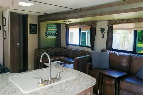 29' Ultra Lite Family Bunkhouse