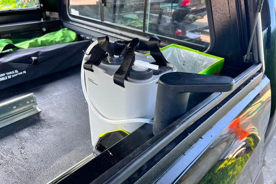 Jan's Toyota Tacoma Truck Camper