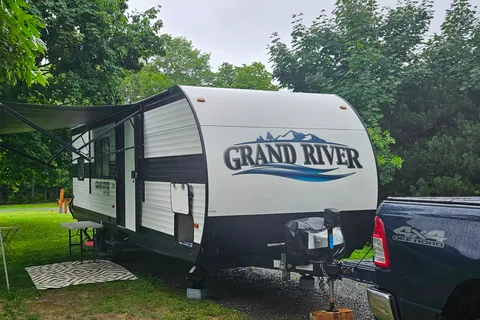 Kevin 's Forest River 270bhn Travel Trailer
