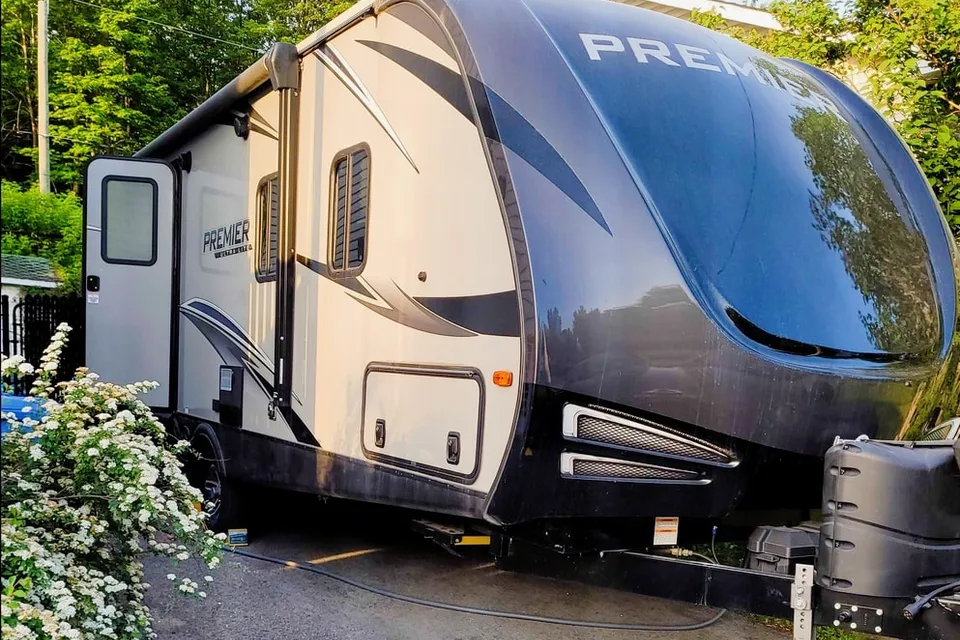 Yves Bullet Premier Roulotte