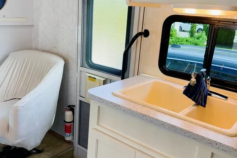 Amy's Amazing Winnebago  