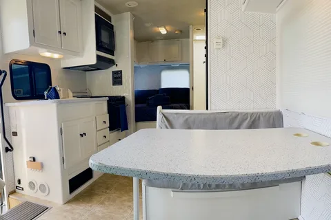 Amy's Amazing Winnebago  