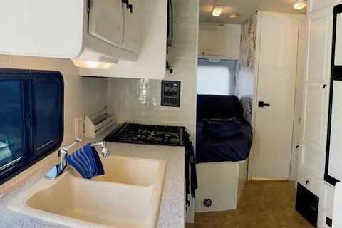 Amy's Amazing Winnebago  
