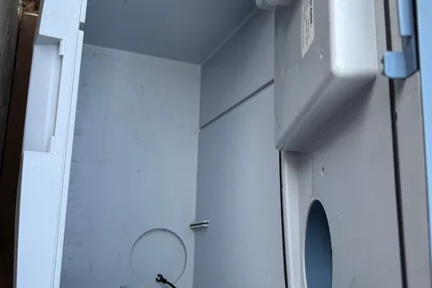 Spacious Square-Drop trailer with a small kitchen