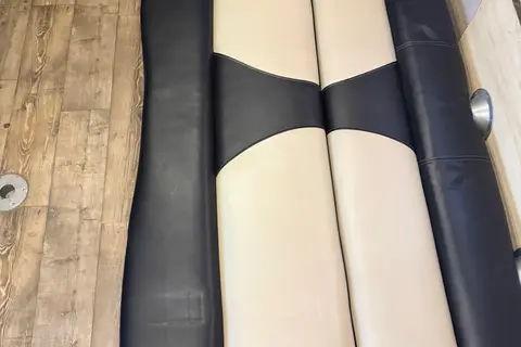 23FT GENESIS SUPREME TOY HAULER — SLEEPS 8