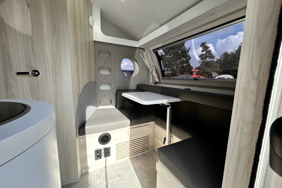 COUPLES WANTED! Nucamp  Tab 400 Boondocks Black Canyon Trailer