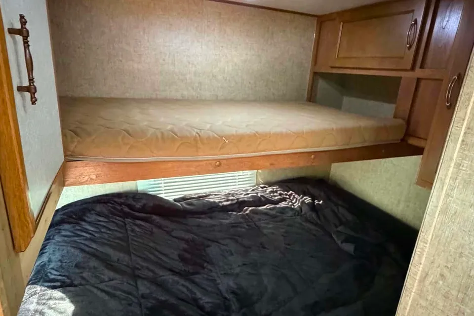 Coachmen Apex Roulotte