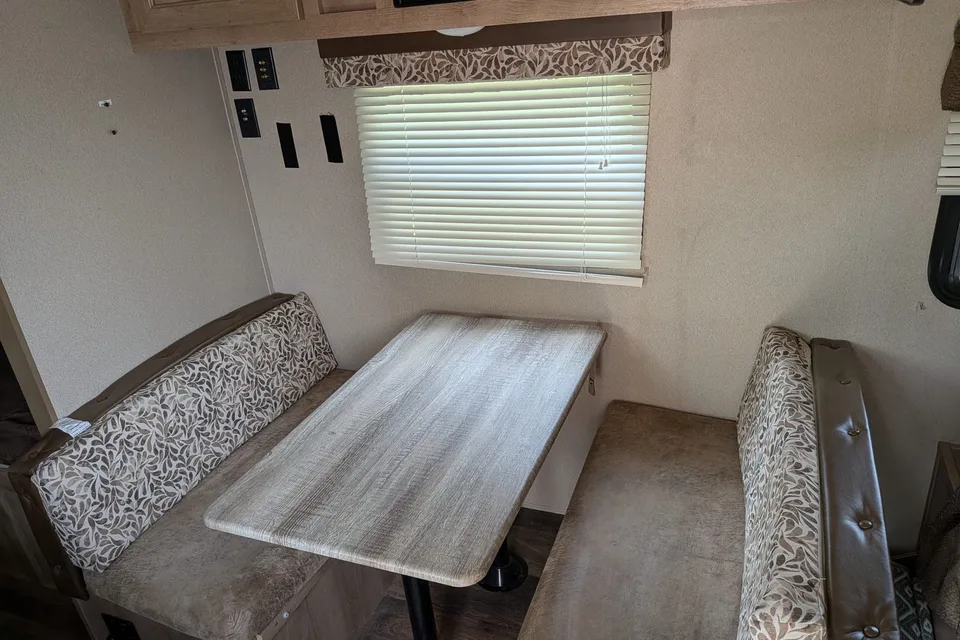 Matthew's Palomino Puma XLE Travel Trailer