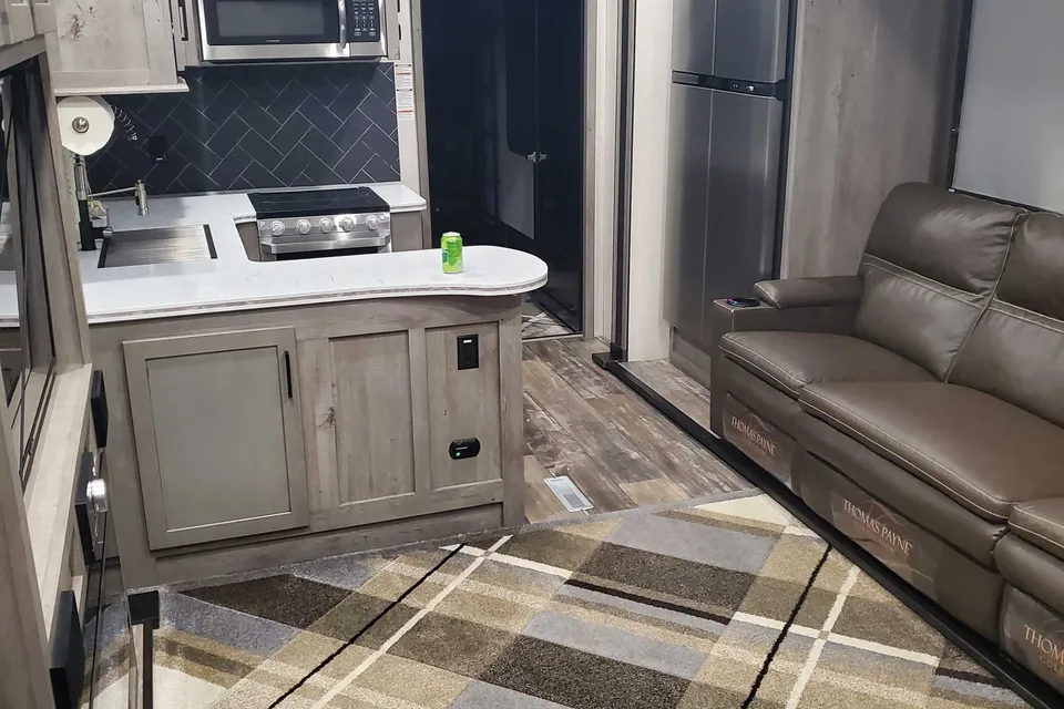 2020 Keystone Raptor Toy Hauler