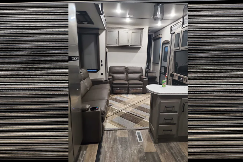 2020 Keystone Raptor Toy Hauler
