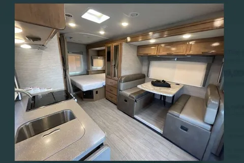 Thor Quantum KM24 Mercedes Benz