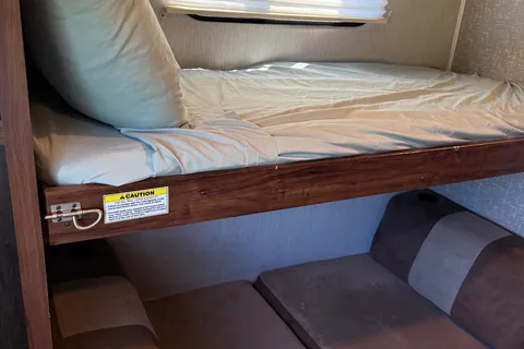 Lauren's Heartland Mallard m33 Travel Trailer