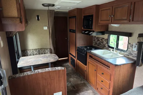 2013 Jayco Jay Flight Travel Trailer