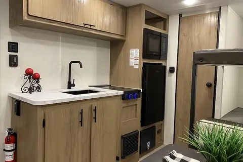 MAK's SHACK