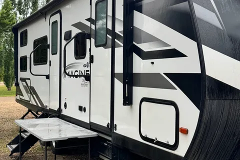 Shane's Imagine XLS25DBE Travel Trailer