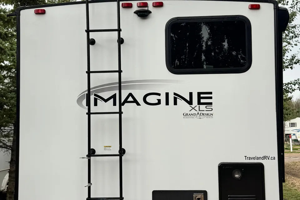 Shane's Imagine XLS25DBE Travel Trailer