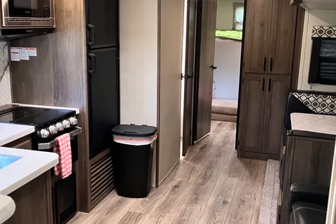 Carroll Prime Time Tracer Travel Trailer