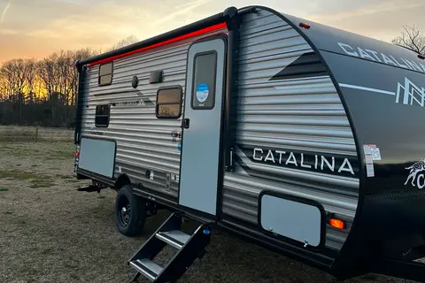 2024 BRAND NEW!! Coachmen Catalina 184BHS