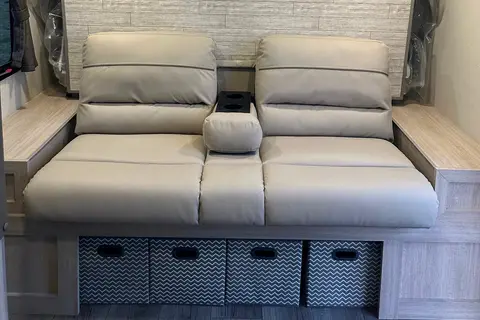 2024 BRAND NEW!! Coachmen Catalina 184BHS
