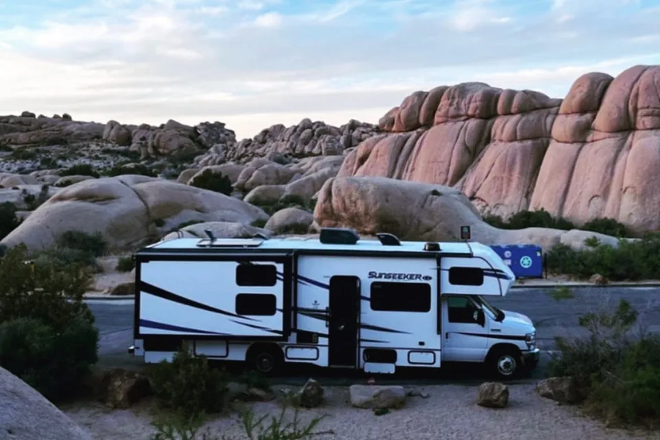 Cindy's Forest River Sunseeker LE Class C