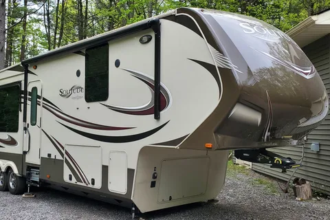 Grand Design Solitude 40ft Fifth Wheel