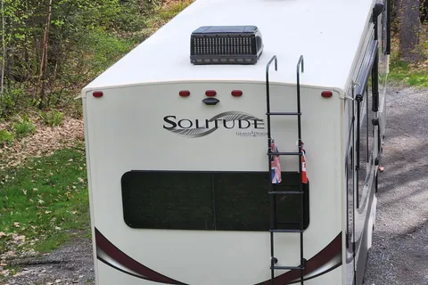 Grand Design Solitude 40ft Fifth Wheel