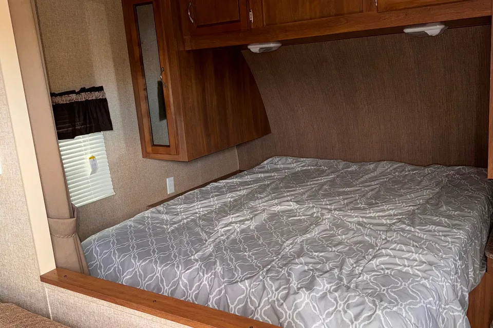 Christine's Coachman Catalina Travel Trailer