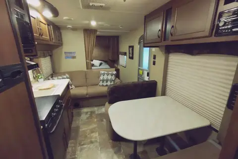 Meet Brian, Luxury Jayco craftmanship, ample storage and a spacious layout for up to 8 people.