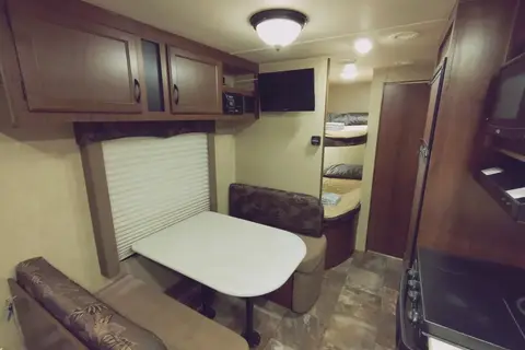 Meet Brian, Luxury Jayco craftmanship, ample storage and a spacious layout for up to 8 people.