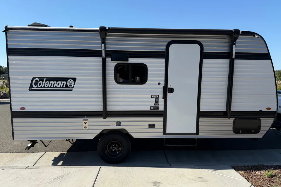 Fred's 2026 Coleman Keystone 17B Travel Trailer