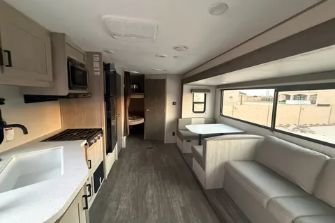Brand NEW Forest River Aurora Light Bunk House PET Friendly