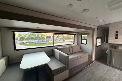 Brand NEW Forest River Aurora Light Bunk House PET Friendly