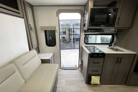KAMPFIRE 🔥 - Grand Design Transcend One (161BH) Travel Trailer