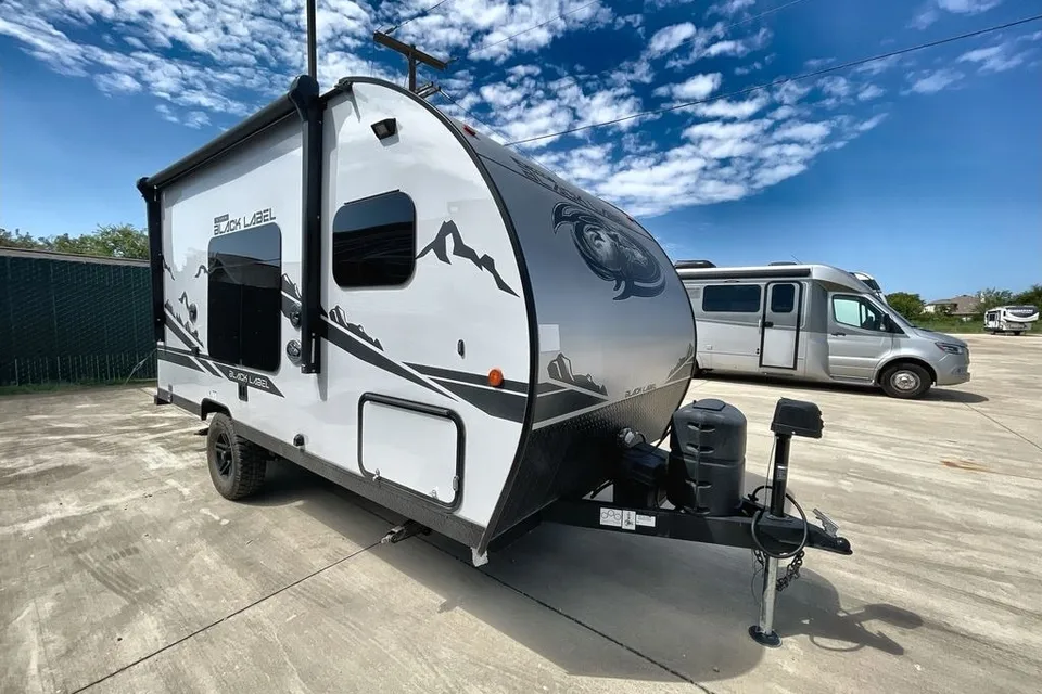 Couples Retreat Offroad Travel Trailer