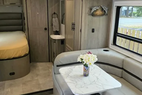 Mercedes Benz Coachmen Prism Motorhome