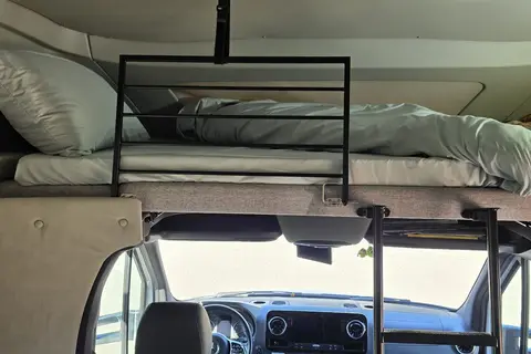 Mercedes Benz Coachmen Prism Motorhome