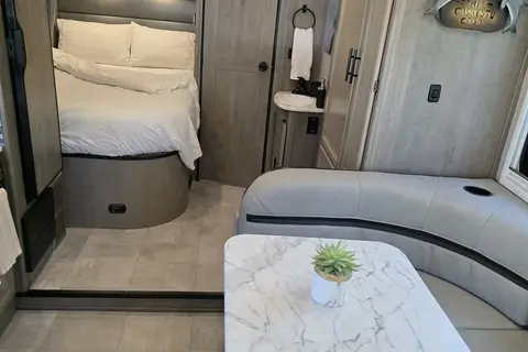 Mercedes Benz Coachmen Prism Motorhome